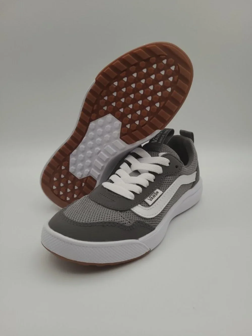 Vans Range Expo Mesh Youth Size 1Y Frost Grey White Skate Sneakers VN0A5ELENNQ